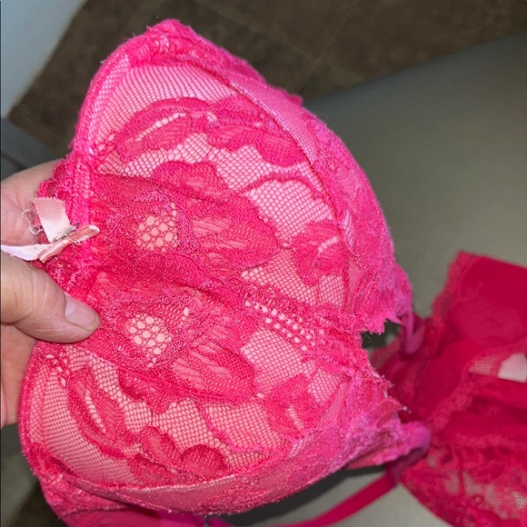 Victoria's Secret Pink Bra Intimates & Sleepwear - Picture 10 of 10